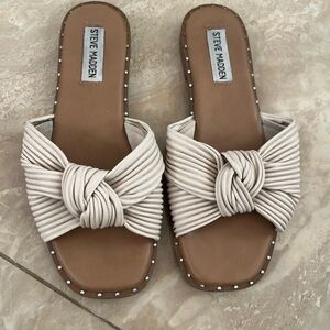Steve Madden Woven Knot Slide Sandals Neutral Studded Sole Size 6.5
